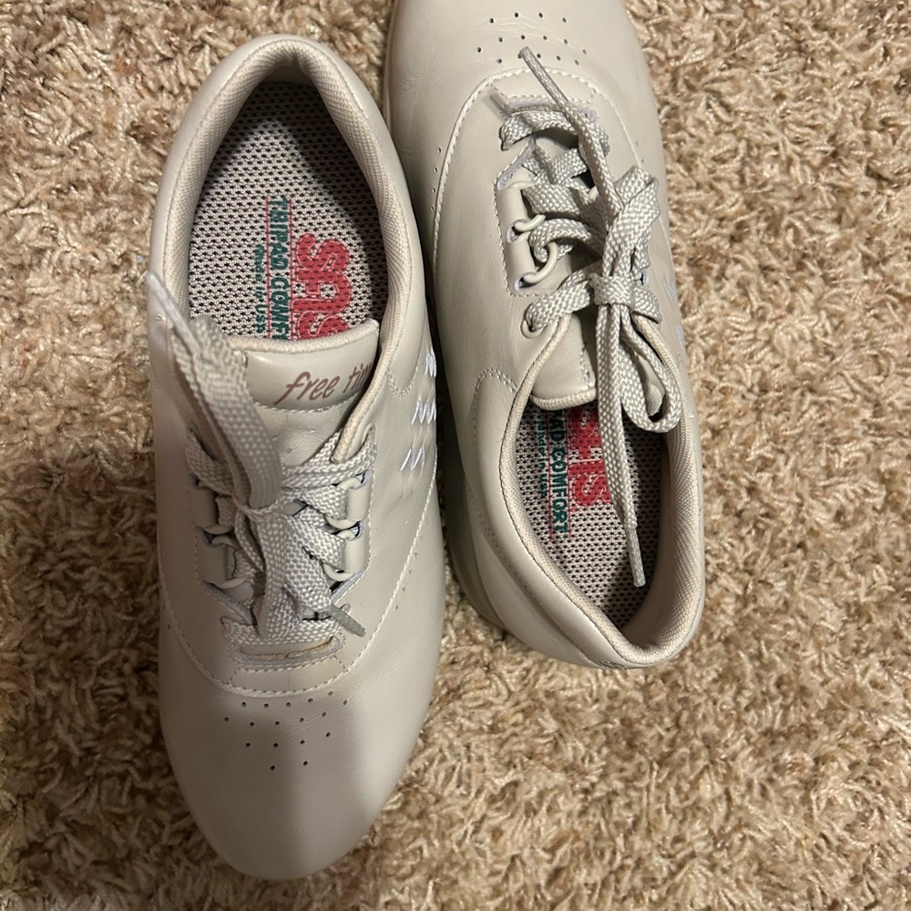 SAS size 7 women shoes - Picture 3 of 4